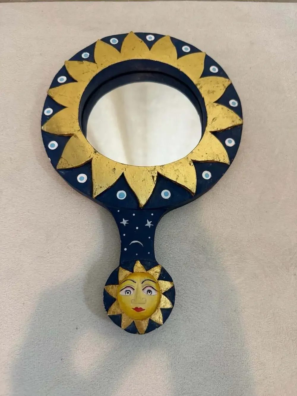 Handmade/Artisan hand painted